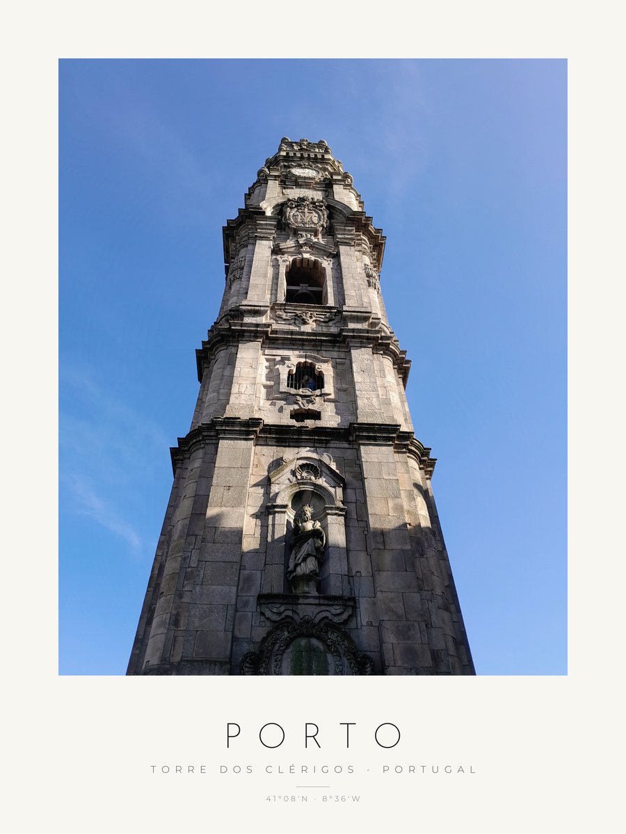 Poster Porto – Torre dos Clérigos vista de baixo – versão a cores, poster com moldura
